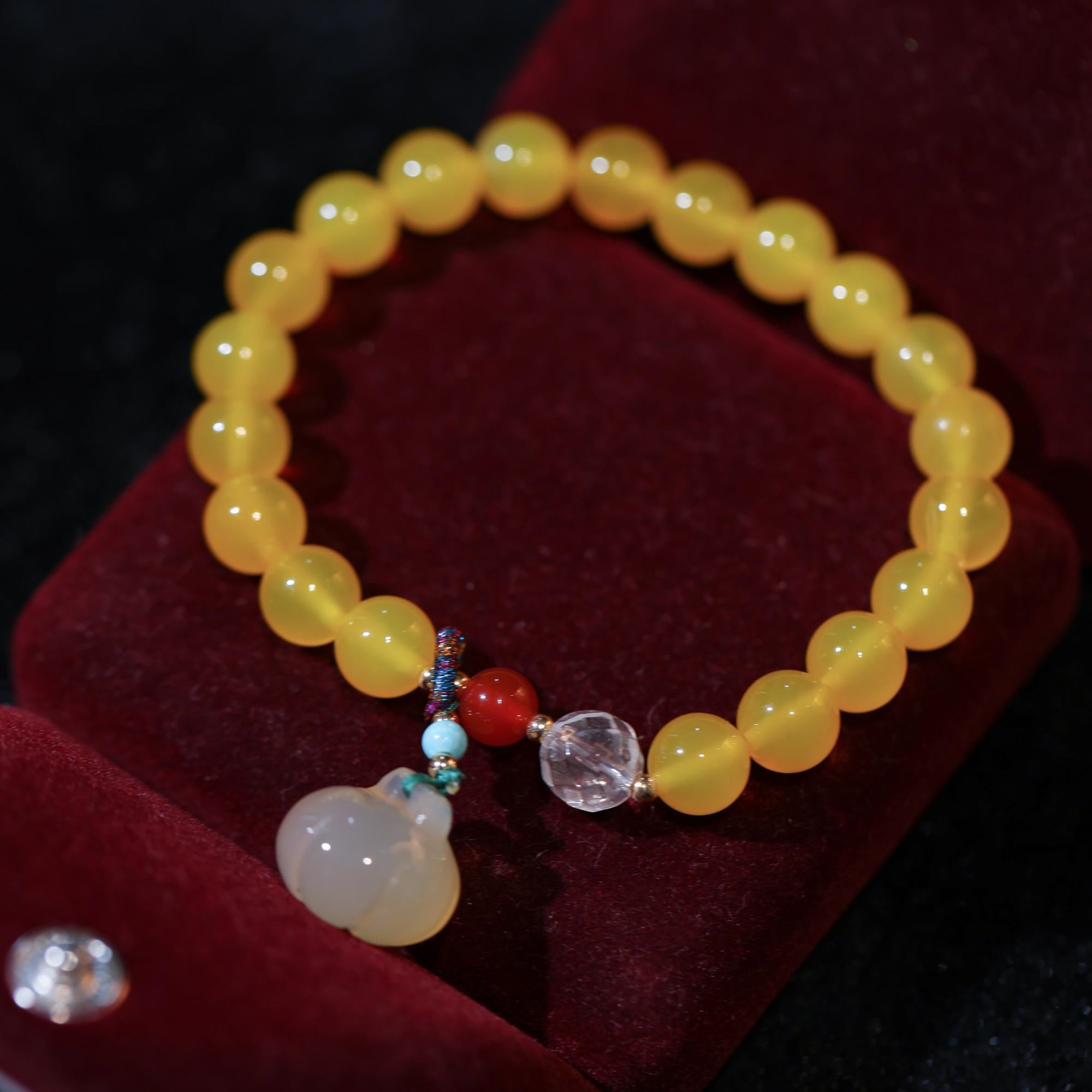 Women's Fashion Simple Yellow Agate Bracelet With Pumpkin Pendant