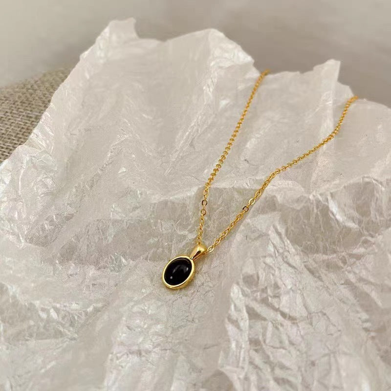 Vintage Ins Black Agate 18K Gold Plated Copper Necklace