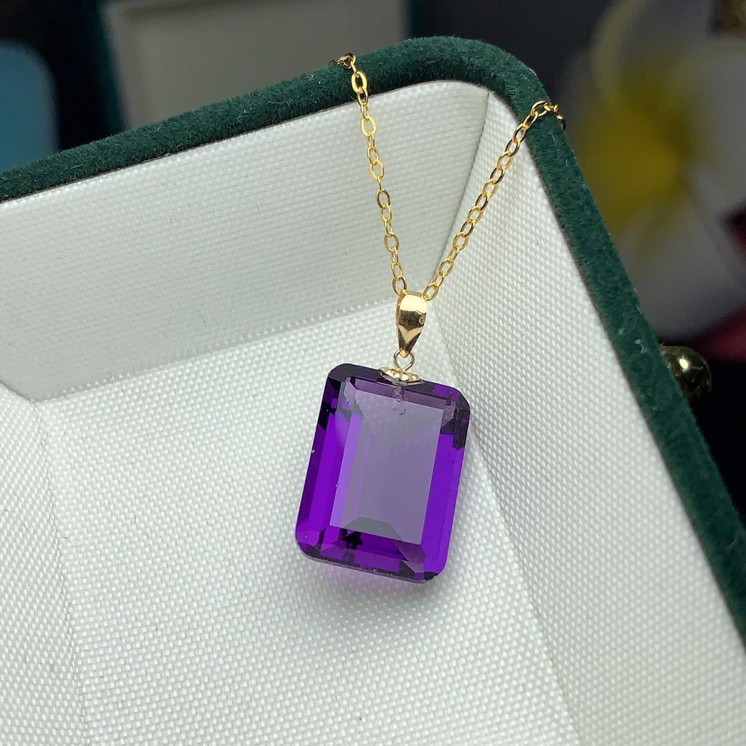 Amethyst Pendant With 18K Gold Buckle Jewelry