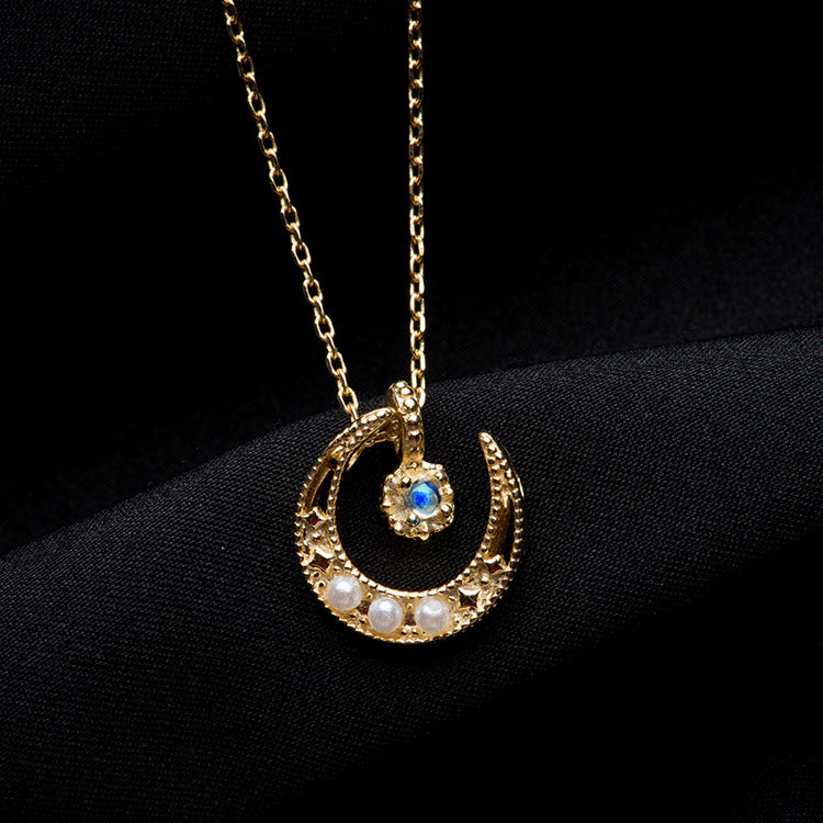 Golden Moon Moonstone Clavicle Women Necklace