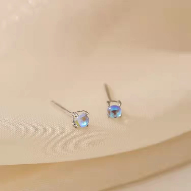 Women's Simple Temperament High-end Moonstone Earrings