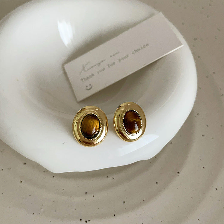 Retro Tigereye Metal Stud Earrings For Women Light Luxury