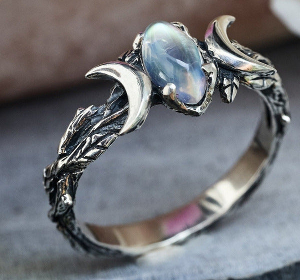 Simple Retro Bohemian Crescent Moonstone Women Ring