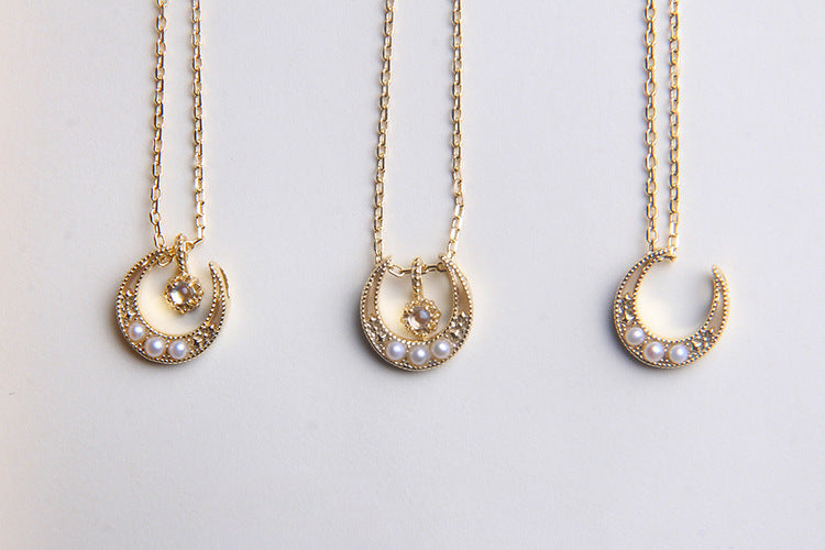 Golden Moon Moonstone Clavicle Women Necklace