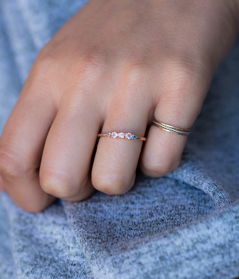 18k Gold Rainbow Moonstone Women Ring