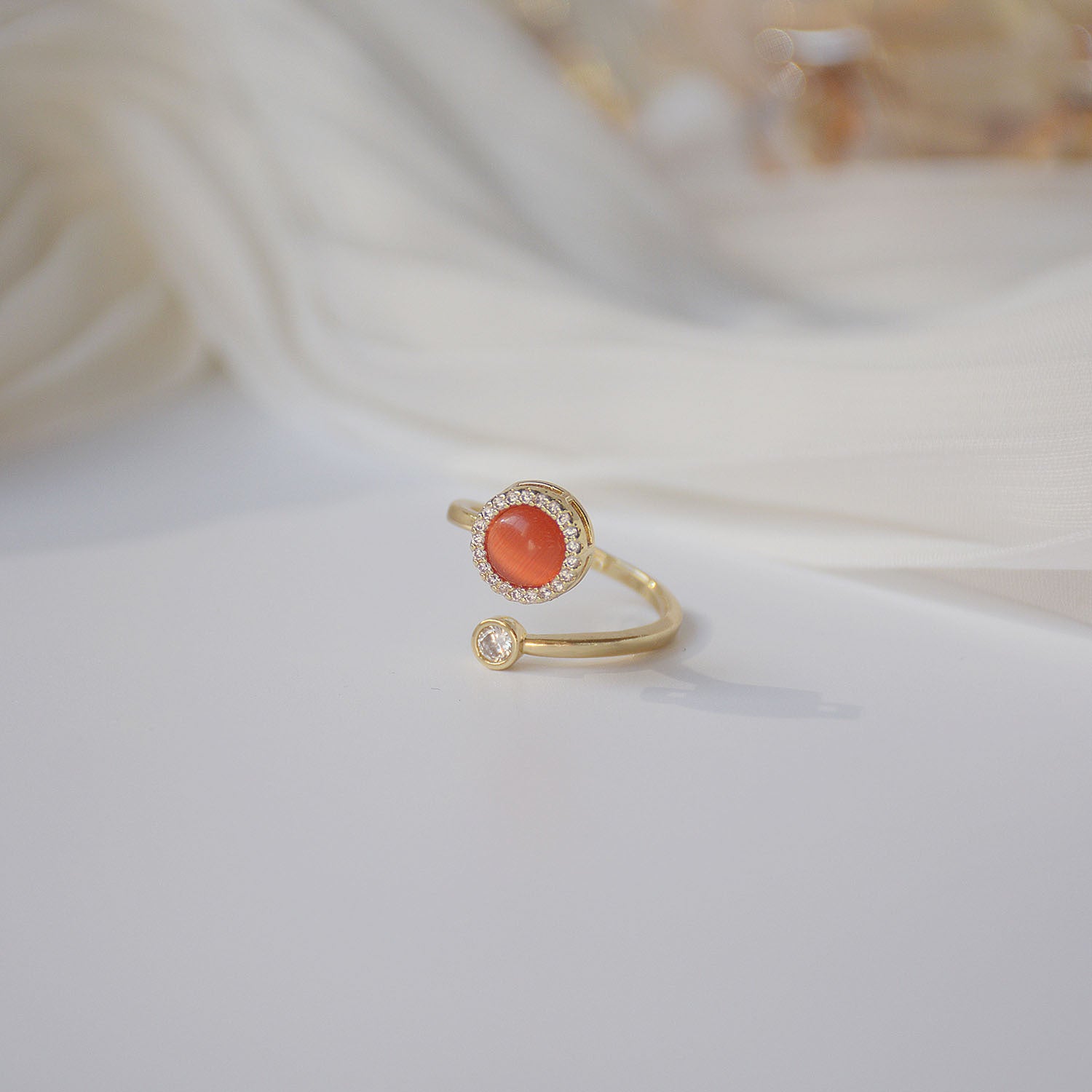 Fashion Cat's Eye Moonstone Rotatable Women Ring