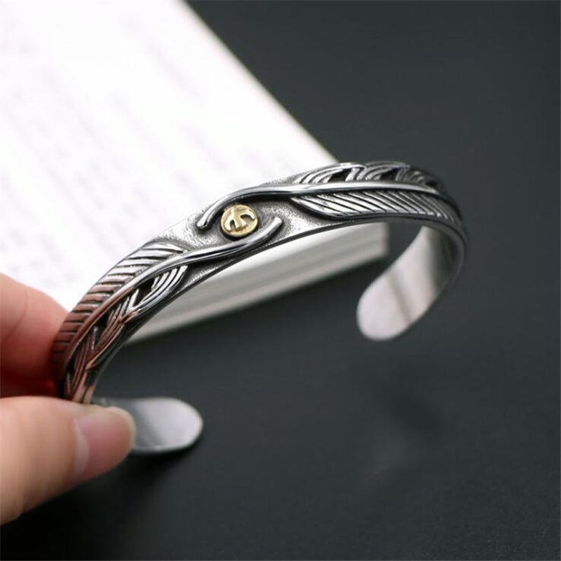 Men's feather bracelet