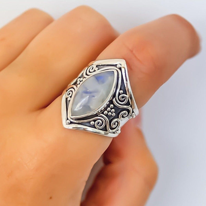 Antique Silver Vintage Moonstone Women Ring