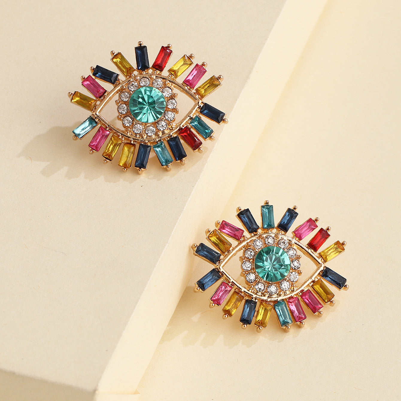 New Angel Eye Earrings Net Red Earrings Female Korean Trendy French Devil Stud Earrings