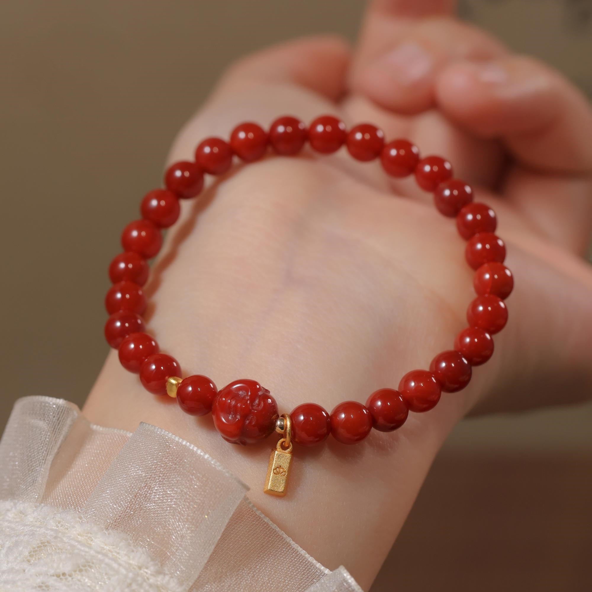 Natural Single Circle Agate String With Small Gold Bar Bracelet